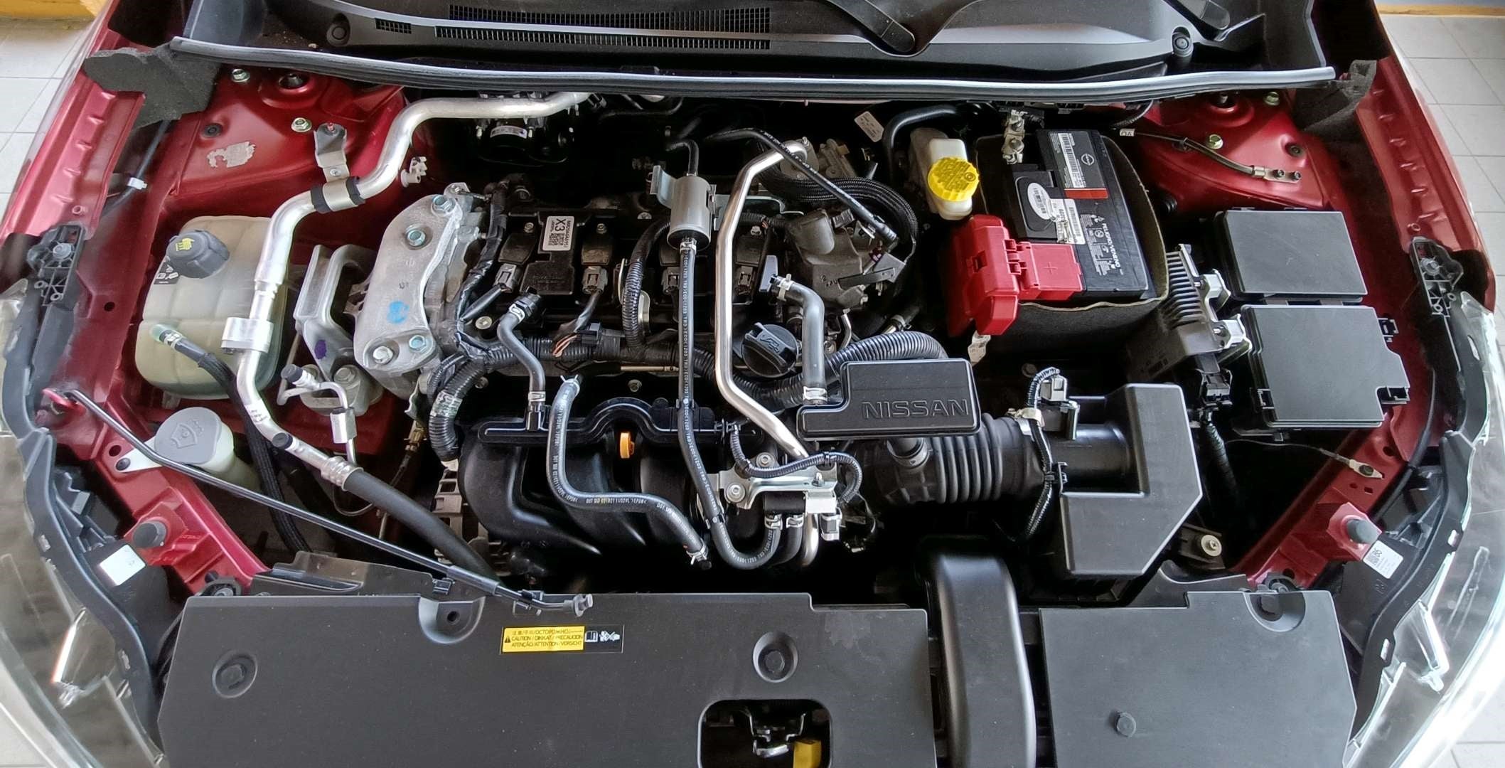 2023 Nissan SENTRA 4 PTS SR PLATINUM CVT AAC AUT ASTOS DEPORTIVOS BOSE PIEL NEGRA QC F LED RA-18