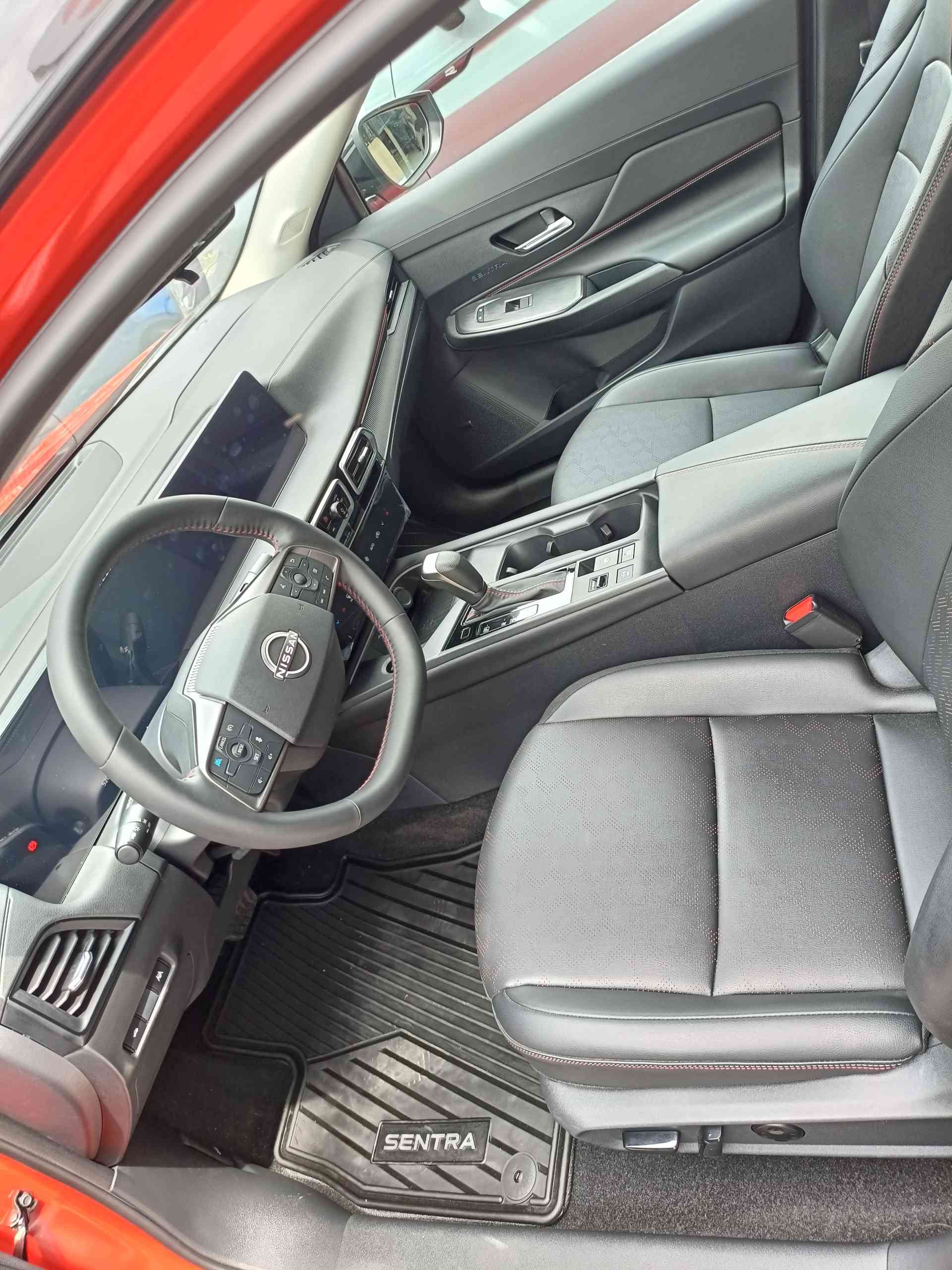 2026 Nissan SENTRA SR CVT