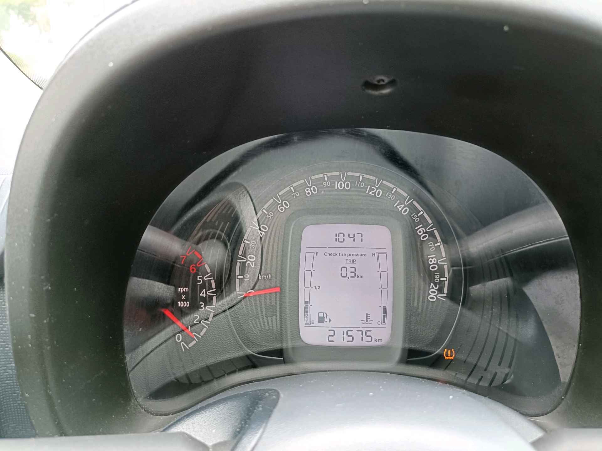 2023 FIAT MOBI 5 PTS LIKE TM5 AAC VE F NIEBLA R-14