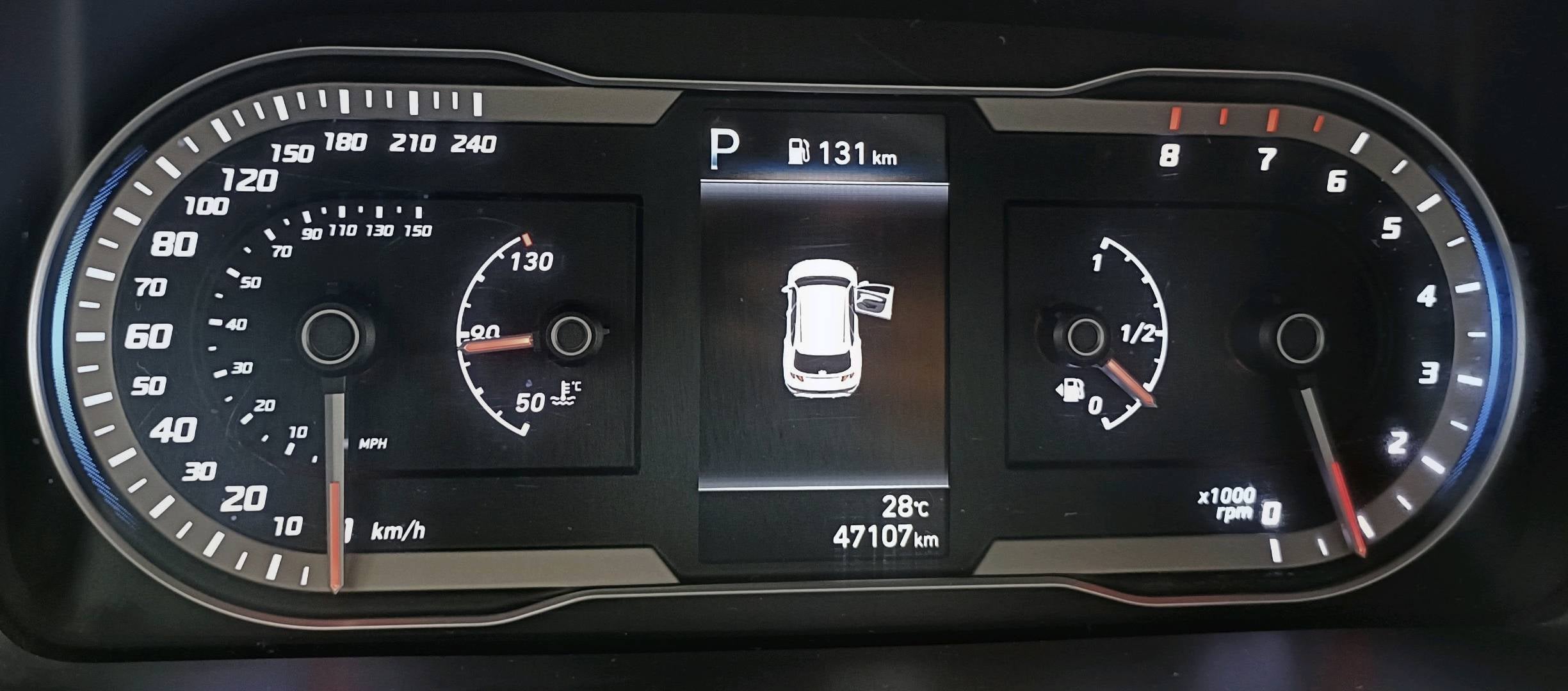 2023 Hyundai TUCSON 5 PTS GLS PREMIUM 25L TA AAC AUT PIEL F LED RA-18
